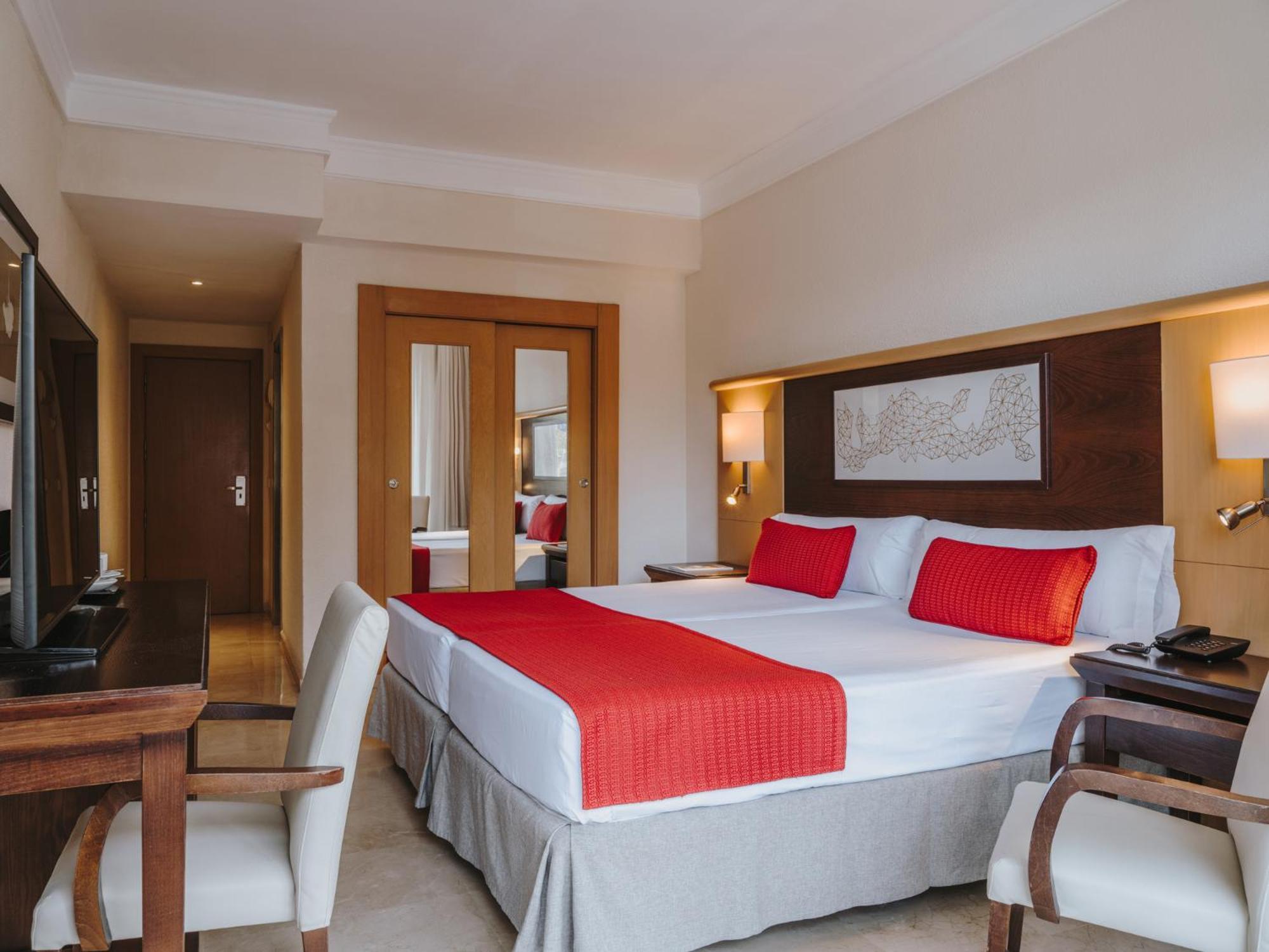 קאלה ראטג'אדה Grupotel Aguait Resort & Spa - Adults Only מראה חיצוני תמונה